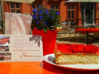 Foto: Schlossbiergarten im Kurf&amp;uuml;rstlichen Schloss Mainz