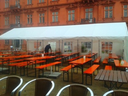 Foto: Schlossbiergarten im Kurf&amp;uuml;rstlichen Schloss Mainz